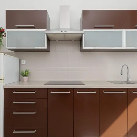 Functional Pet-friendly With A Workspace By Renters Apartamento